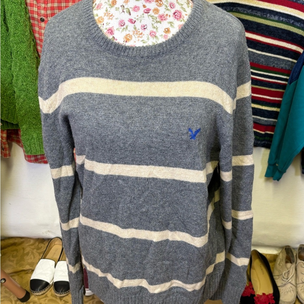 American Eagle Outfitters Gray and Cream Striped Crew Neck Sweater
